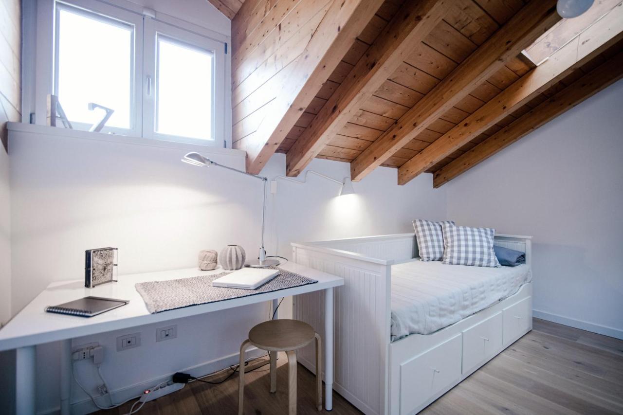 Modern Luxury Attic - Bymyhomeincomo Buitenkant foto
