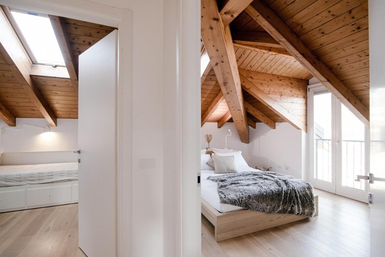 Modern Luxury Attic - Bymyhomeincomo Buitenkant foto